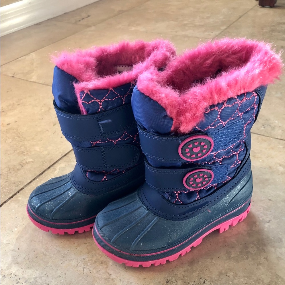 EUC Cat & Jack Girls Toddler 7/8 Snow Boots